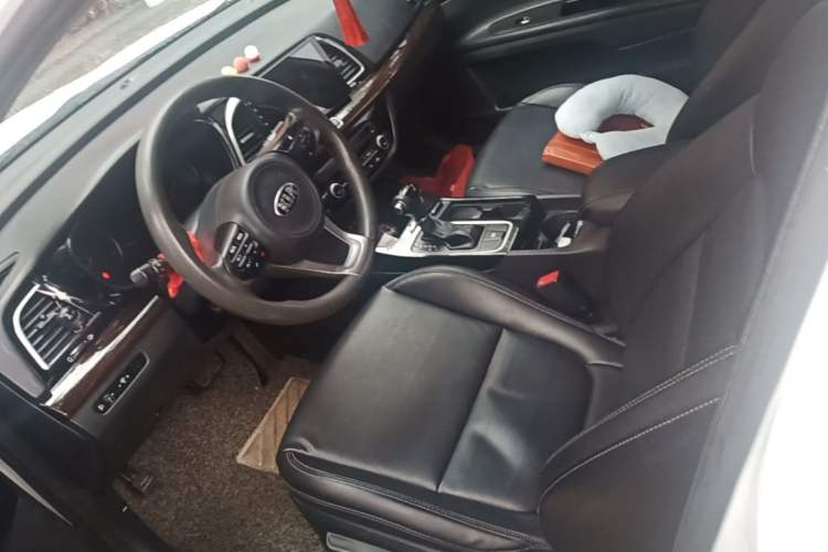 Used Kia K4 2014 1.8L Automatic GLS
