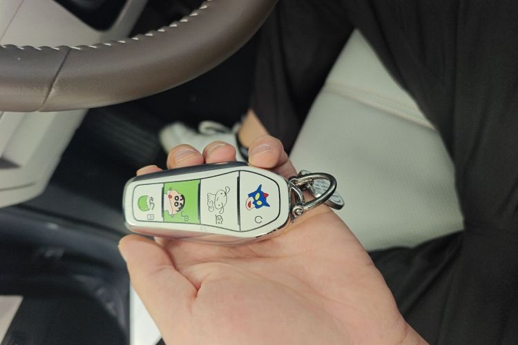 Used BYD Qin PLUS 2024 HONOR Edition DM-i 55KM Leading Model Vehicle Key