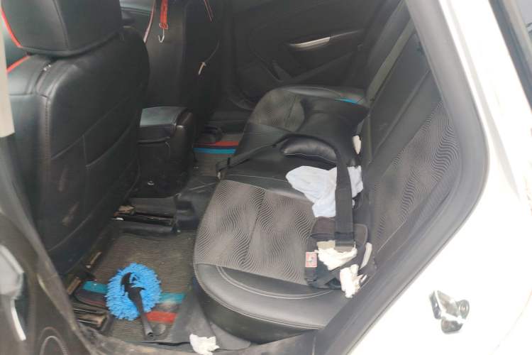 Used Buick GT 2014 XT 1.6L Automatic Fashion Edition Left Rear Seat