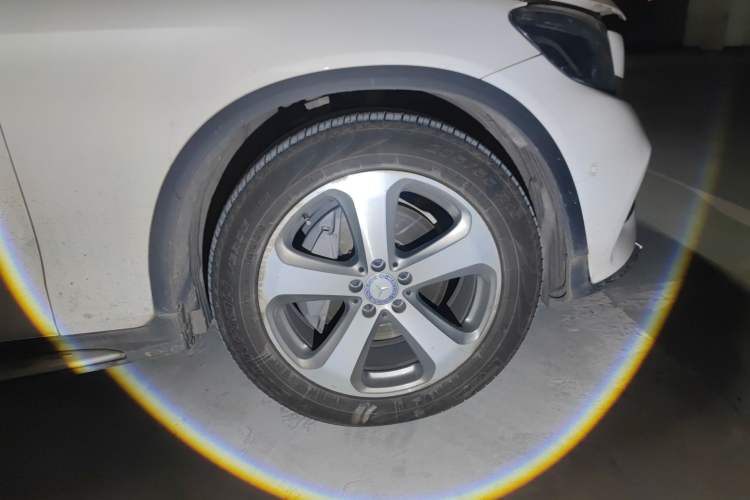 Used Mercedes-Benz GLC 2017 GLC 260 4MATIC Luxury Model
