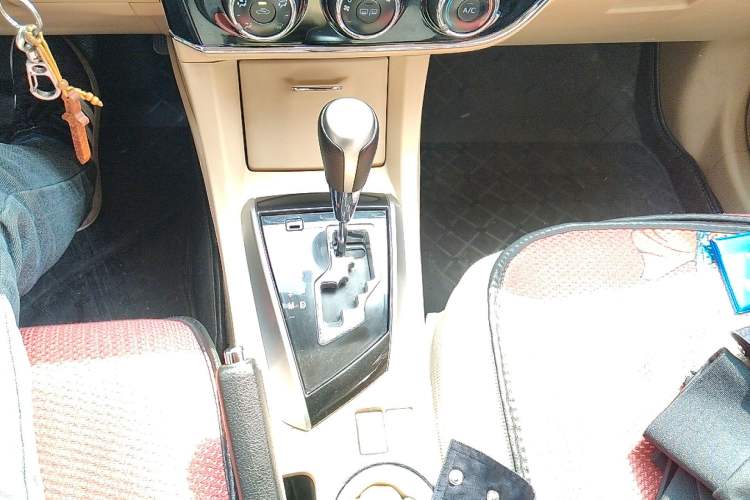 Used Toyota Corolla 2014 1.6L CVT GL Gear Lever