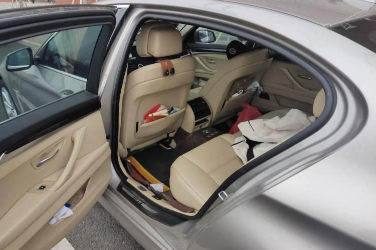 Used BMW 5 Series 2013 530Li Leading Model Left Rear Seat