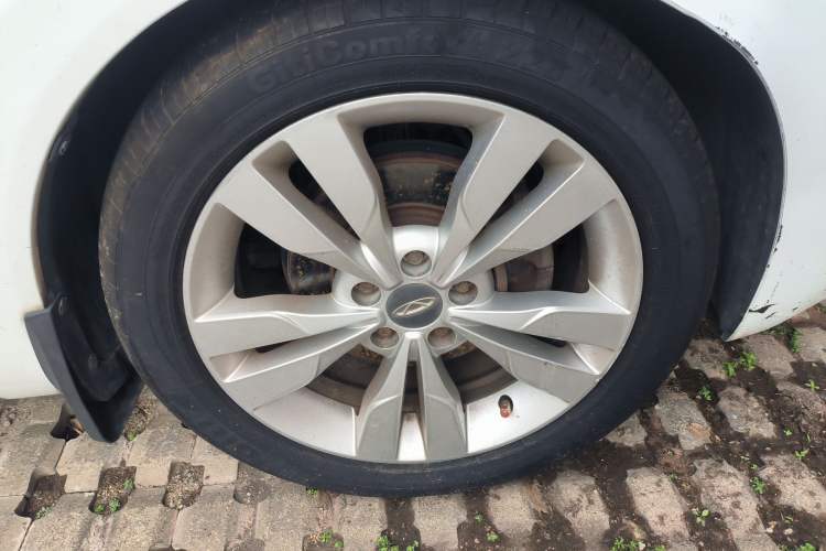Used Chery Arrizo 5 2016 1.5L CVT Trendsetting Edition
