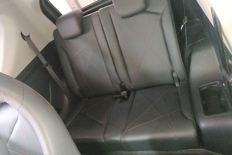 Used Chery New Energy Little Ant 2022 Revised Version Sweet Pink Edition Half-Sugar Version Lithium Iron Phosphate 30.7 kWh 30 kW 301 km