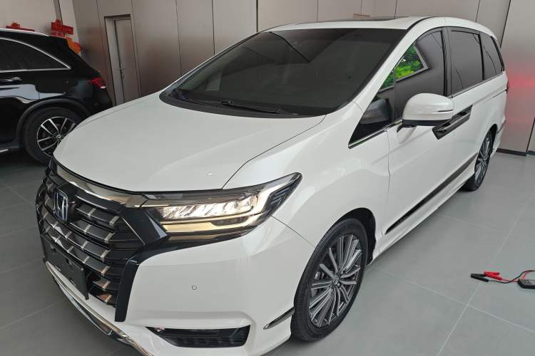 Used Honda Elysion 2022 2.0L eHEV Prestige Edition