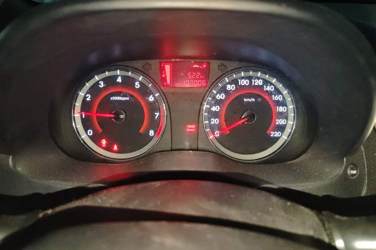 Used Hyundai Verna Ray 2014 1.4L Manual GLX Instrument Cluster