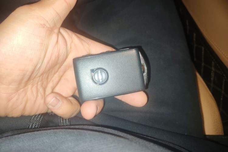 Used Volvo XC90 2017 T6 Zhiyi Edition 5-seater Vehicle Key