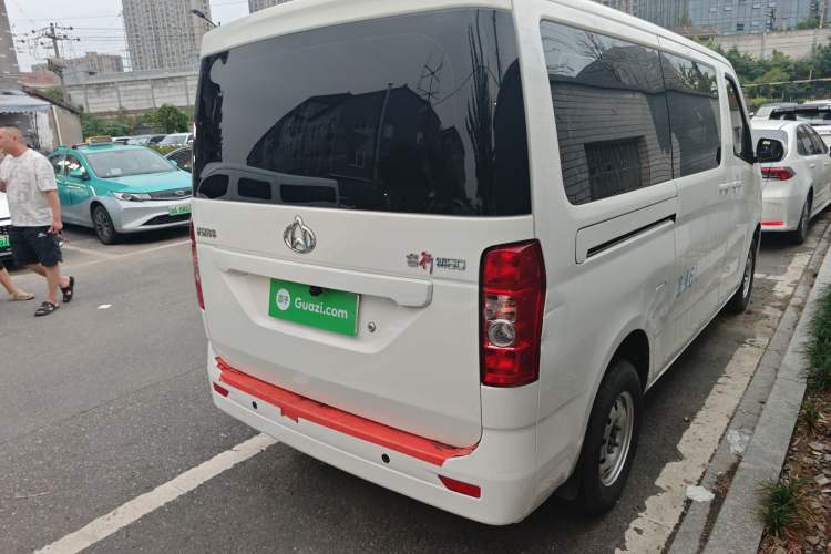 Used CHANGAN KAICHENG Ruixing M60 2023 1.5L GDI Comfort-Class Passenger Vehicle 6/7 Seats