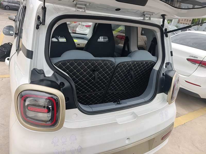 Used Bestune Pony 2024 170km Vitality Horse — 18