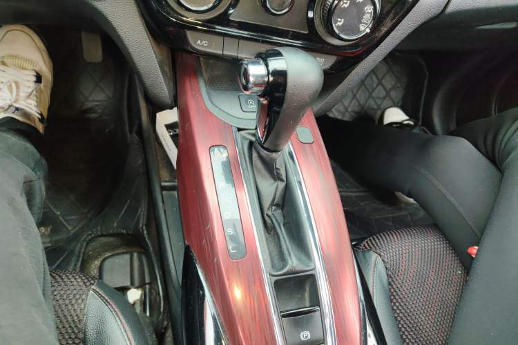 Used Honda XR-V 2017 1.8L EXi CVT Comfort Version