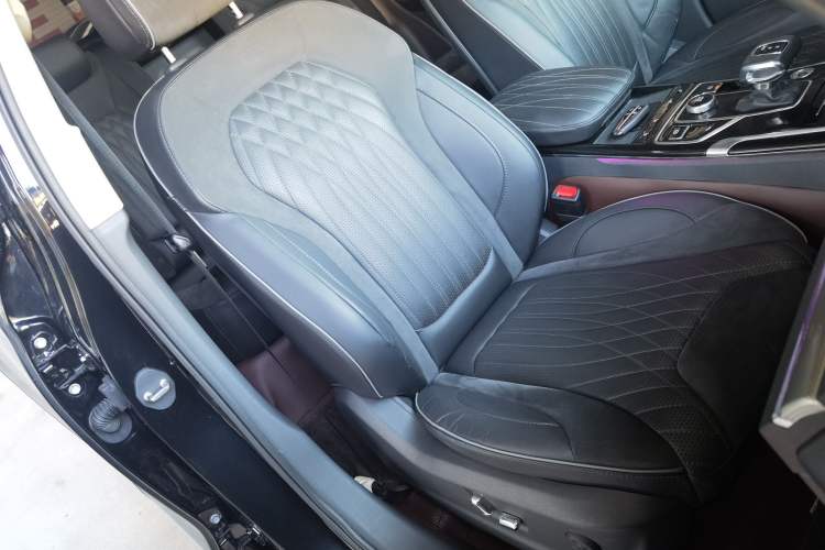 Used Hongqi HS5 2022 Revised Version 2.0T Smart Connect Flagship Edition