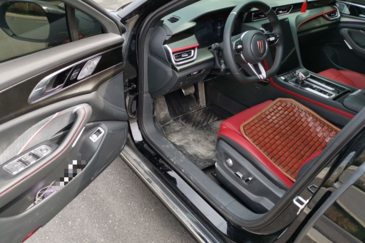 Used Hongqi H6 2025 2.0T ZhiShang Version
