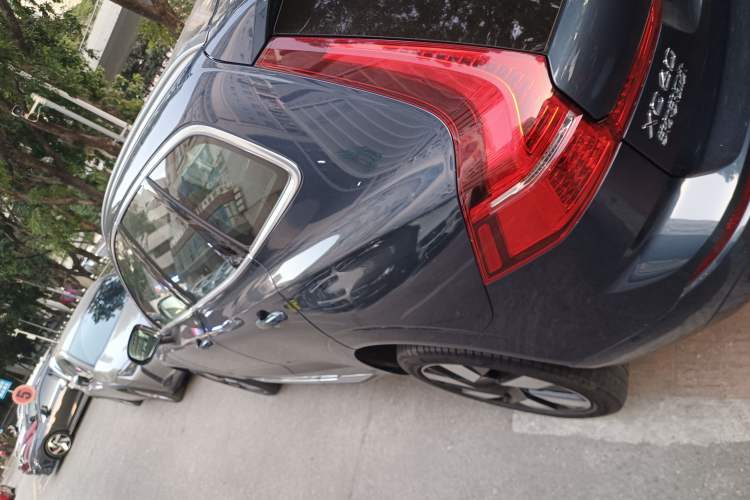 Used Volvo XC60 New Energy 2025 Plug-in Hybrid Long-Range All-Wheel Drive Smart Luxury Edition