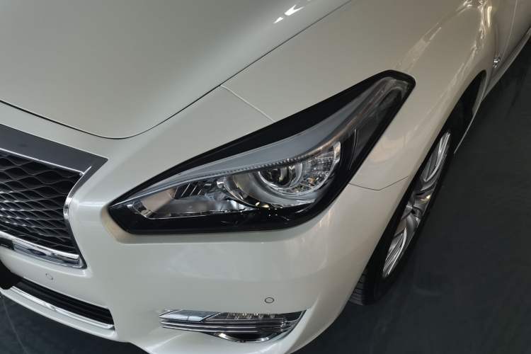Used Infiniti Q70 2019 Q70L 2.0T Elite Plus Version