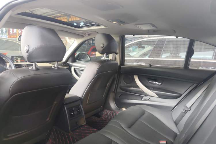 Used BMW 3 Series 2014 320Li Fashion Model
