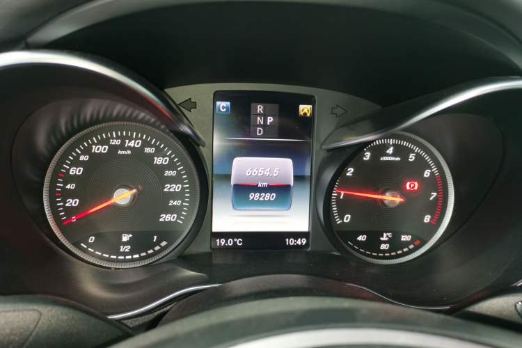 Used Mercedes-Benz C-Class 2017 Restyled C 180 L Fashion Edition Sport Version
