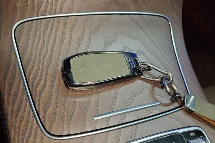 Used Mercedes-Benz E-Class 2019 Restyled E 300 L Luxury Edition