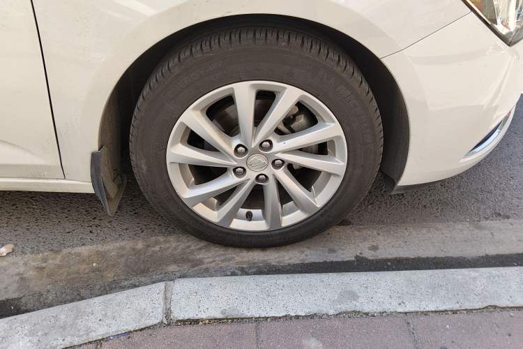 Used Buick Verano 2017 Sedan 15S Automatic Leading Model
