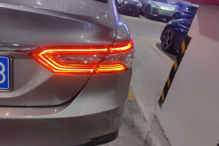 Used Toyota Camry 2021 Dual-Motor 2.5HG Luxury Edition Right Rear Taillight