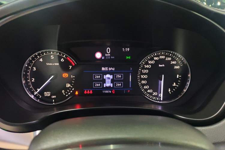 Used Cadillac XT4 2018 28T Two-Wheel Drive Leading Sport Model
