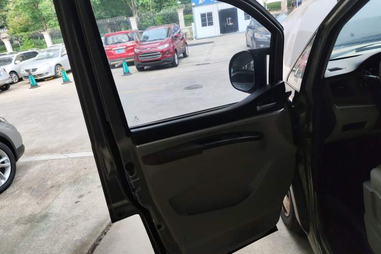 Used FORTHING Lingzhi 2021 M5L 2.0L Utility Model