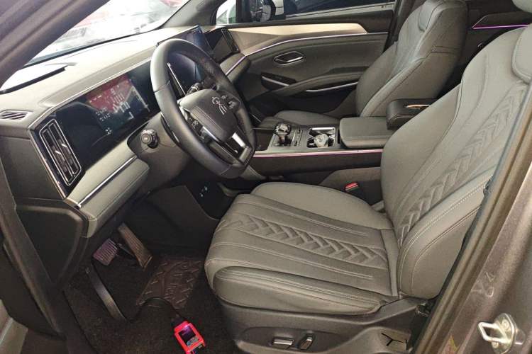 Used BYD Song L DM-i 2025 Intelligent Driving Version 160 km Beyond-Range Type