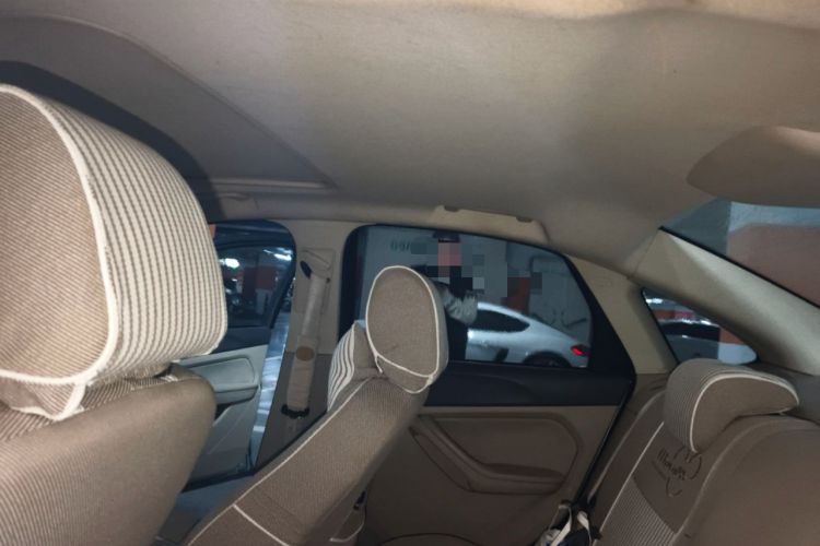 Used Ford Focus 2009 Sedan 1.8L Automatic Fashion Edition
