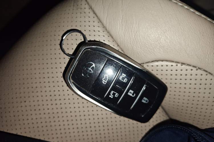 Used Toyota Alphard 2012 3.5L Luxury Edition