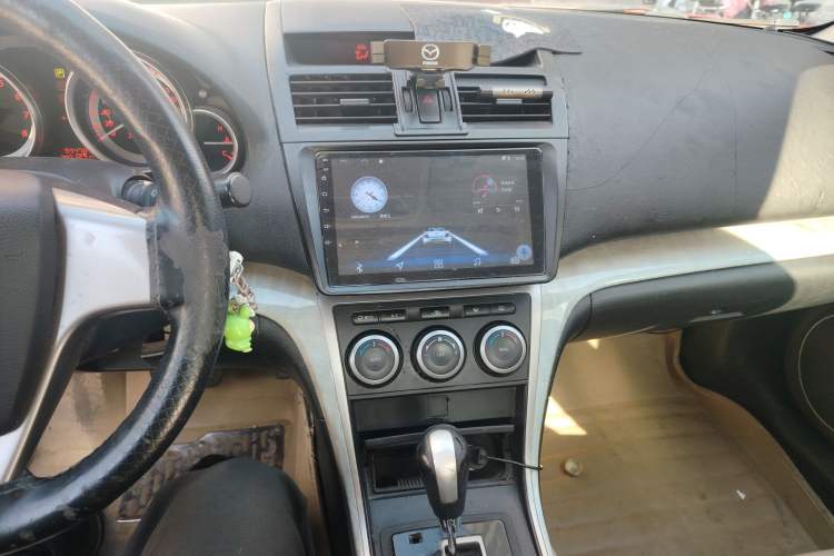 Used Mazda 6 2010 2.0L Automatic Luxury Edition Audio And AC Panel