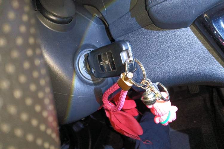 Used Honda Vezel 2017 1.5L CVT 2WD Comfort Model Vehicle Key