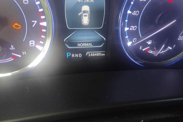 Used Changan CS95 2017 2.0T Two-Wheel Drive Zhituo Edition
