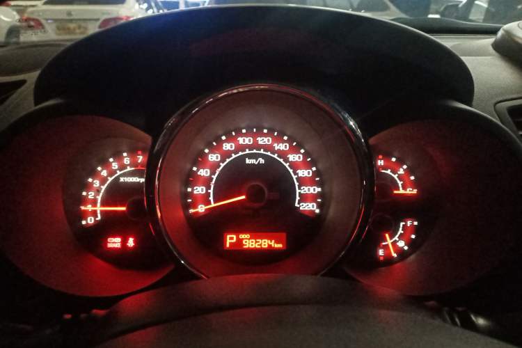 Used Kia Soul 2013 1.6L AT Premium
