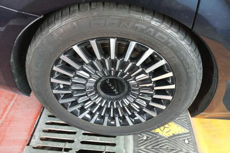 Used Zeekr 009 2022 WE Edition
