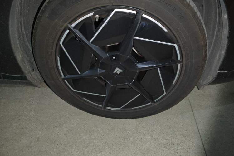 Used Hyptec HT 2023 670 Rear-Drive Ultra-High Voltage Version
