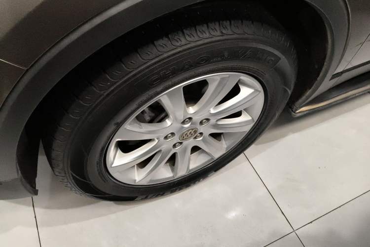 Used Buick Envision 2019 20T Two-Wheel Drive Luxury Version China VI Standard
