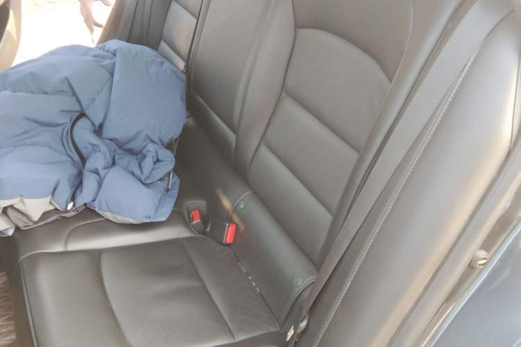 Used Chevrolet Malibu XL 2017 1.5T Automatic Ruichi Edition Left Rear Seat