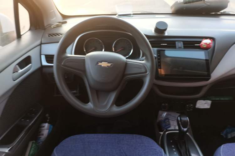 Used Chevrolet Lova RV 2016 1.5L Automatic Comfort Edition