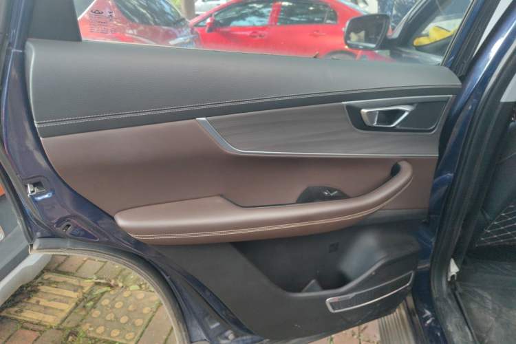 Used Chery Tiggo 8 2019 1.6 TGDI Automatic Prestige Model