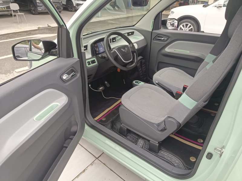 Used Wuling Hongguang MINIEV 2021 Macaron Premium Model – Lithium Iron Phosphate — 15