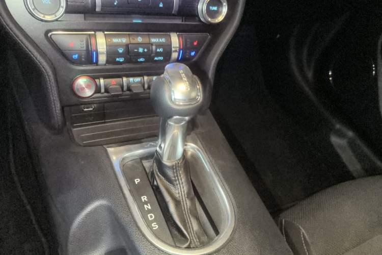 Used Ford Mustang 2021 2.3T EcoBoost
