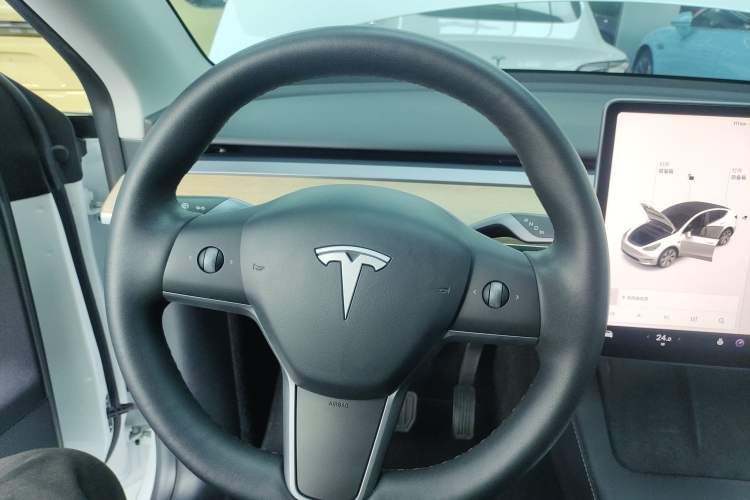 Used Tesla Model Y 2021 Standard Range Rear-Wheel Drive Version