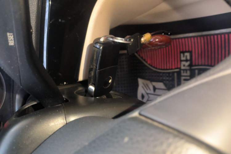 Used Volkswagen Lavida 2011 1.6L Automatic PinYou Edition Vehicle Key