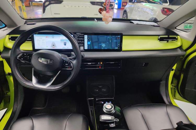 Used Geometry E Firefly 2022 401KM Lightning Tiger 4-Seater
