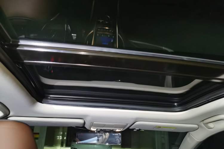 Used Acura TLX-L 2018 2.4L Deluxe Edition