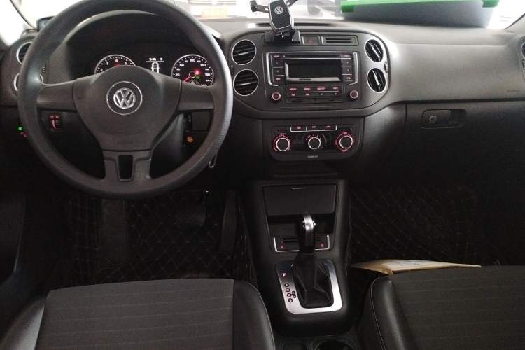 Used Volkswagen Tiguan L 2016 300TSI Automatic Two-Wheel Drive Trend Edition