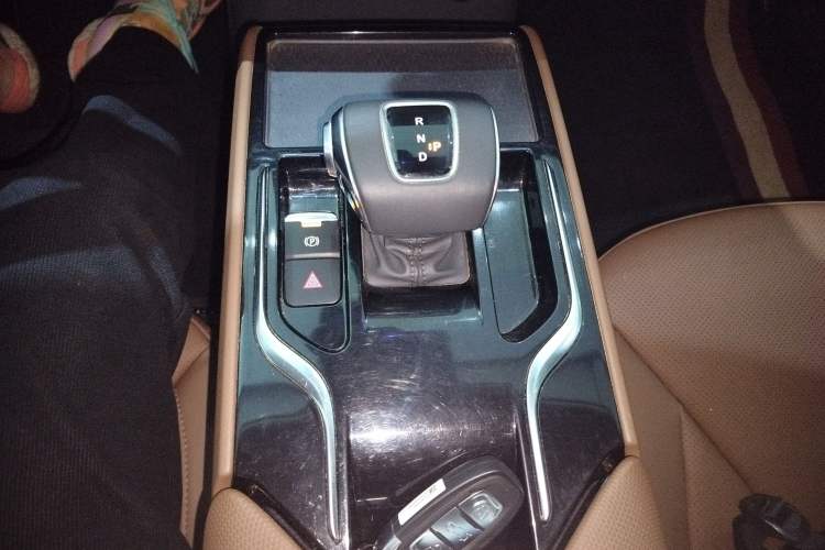 Used Hongqi E-QM5 2024 610 km PLUS
