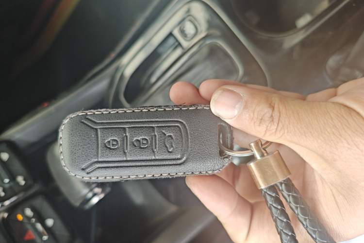 Used GAC Trumpchi GS3 2017 200T Automatic Elite Edition Vehicle Key