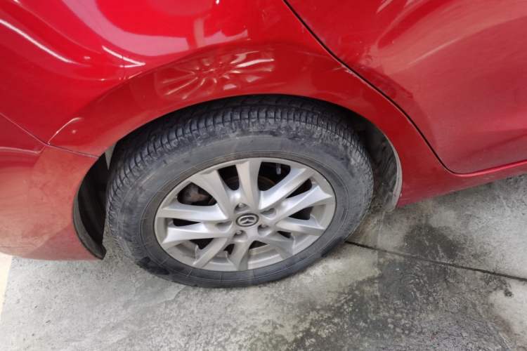 Used Mazda 3 Axela 2017 Sedan 1.5L Automatic Comfort Model Emission Standard China V