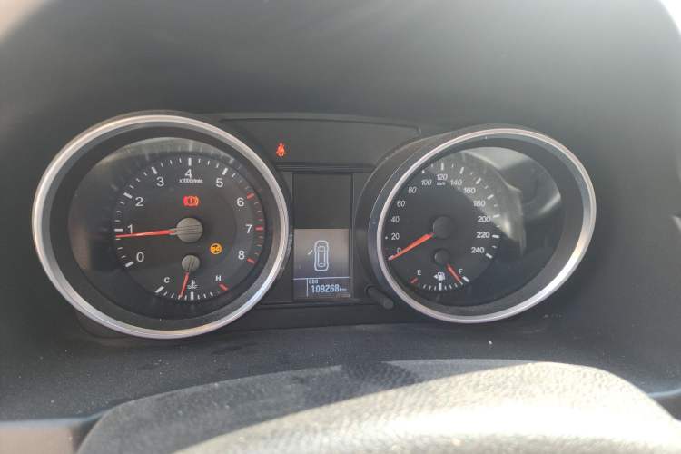 Used Haval M6 2017 1.5T Manual Two-Wheel Drive Urban Version Instrument Cluster