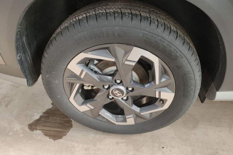 Used Hyundai ix35 2023 Musso 2.0L Deluxe Edition DLX
